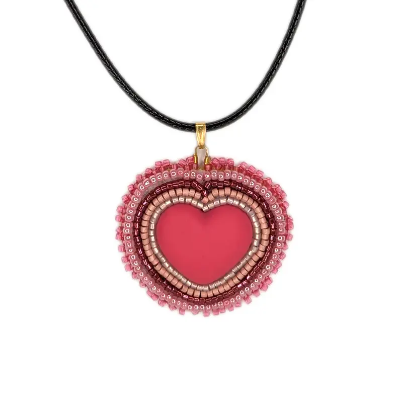 OceanLoverJen Pink Heart Beaded Pendant Métis Trading Post