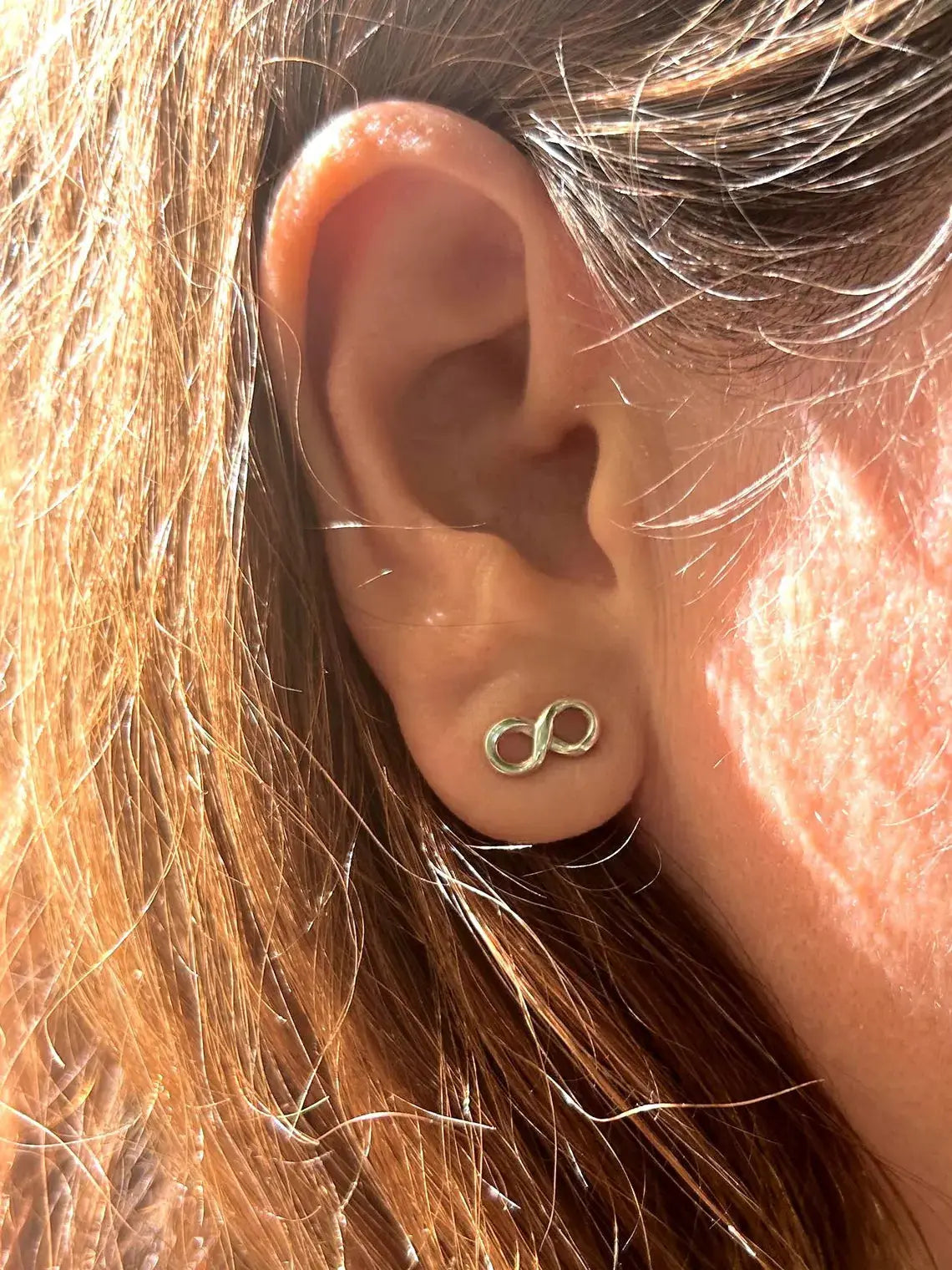 Tarob Silver Infinity Earrings Métis Trading Post